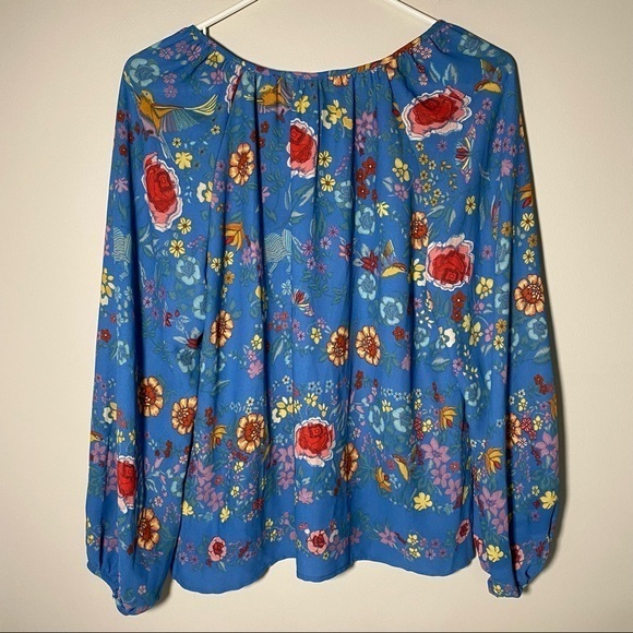 Dalia Bell Sleeve Blouse Size Small Blue‎ Floral Print - Picture 4 of 9